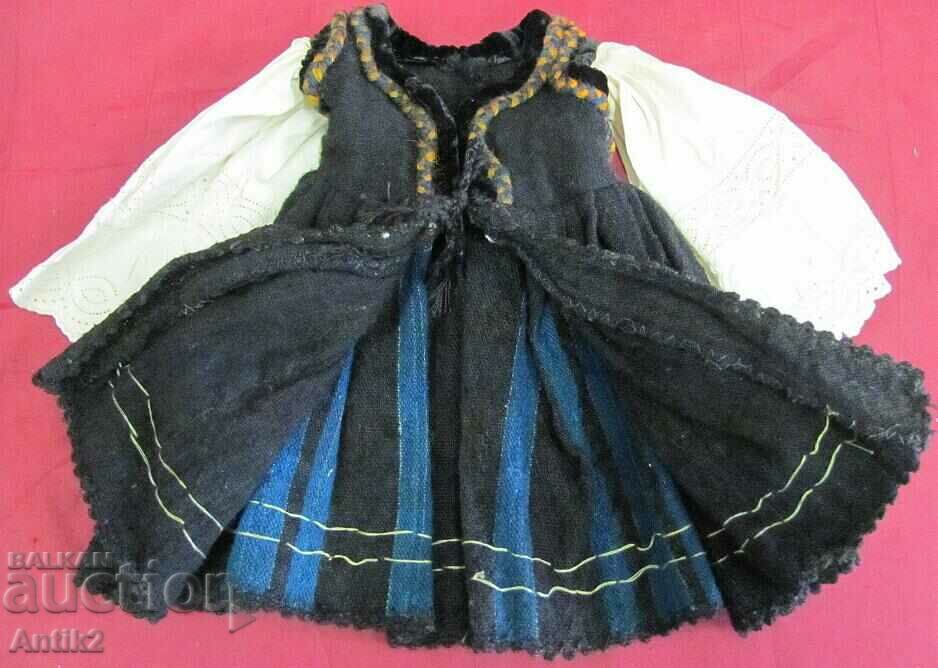 Аукцион 19 век Рокля за Кукла Фолк Носия Аукцион 19 век Рокля за Кукла Фолк Носия