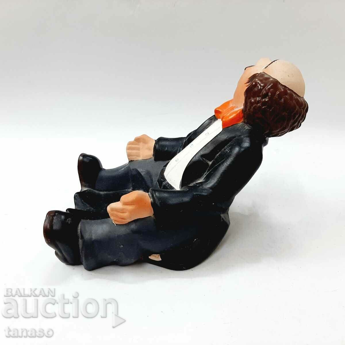 Delivery of Ceramic figure of a man, uncle, jolly (2.2) Delivery of Ceramic figure of a man, uncle, jolly (2.2)