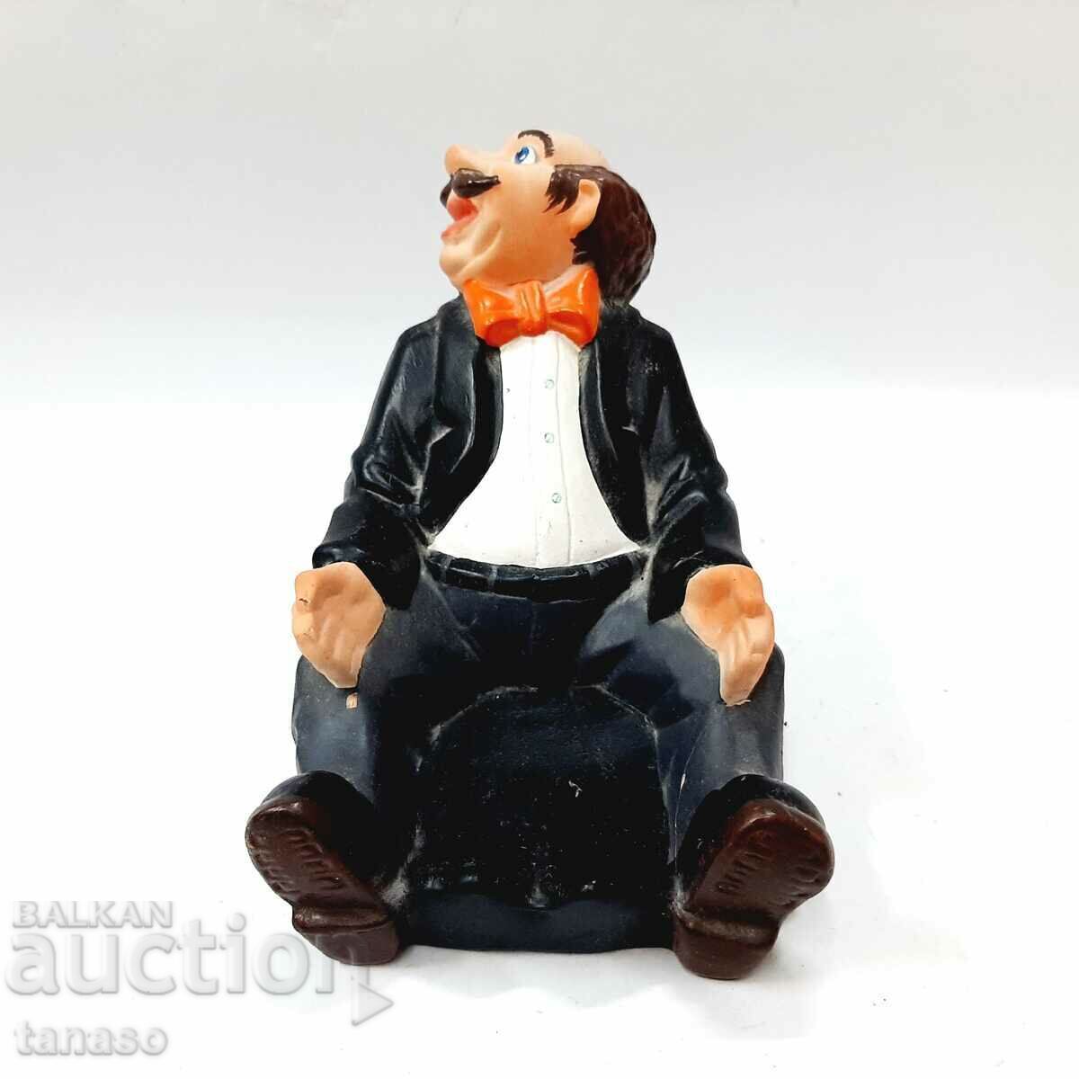 Figura din ceramică a unui bărbat, unchi, vesel (2.2)