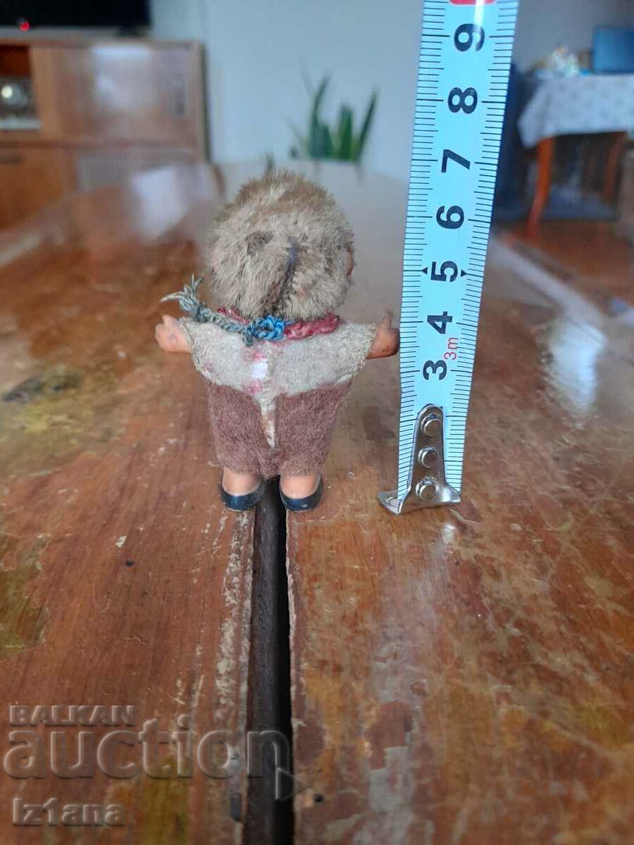 Auction Old figurine, toy hedgehog Auction Old figurine, toy hedgehog