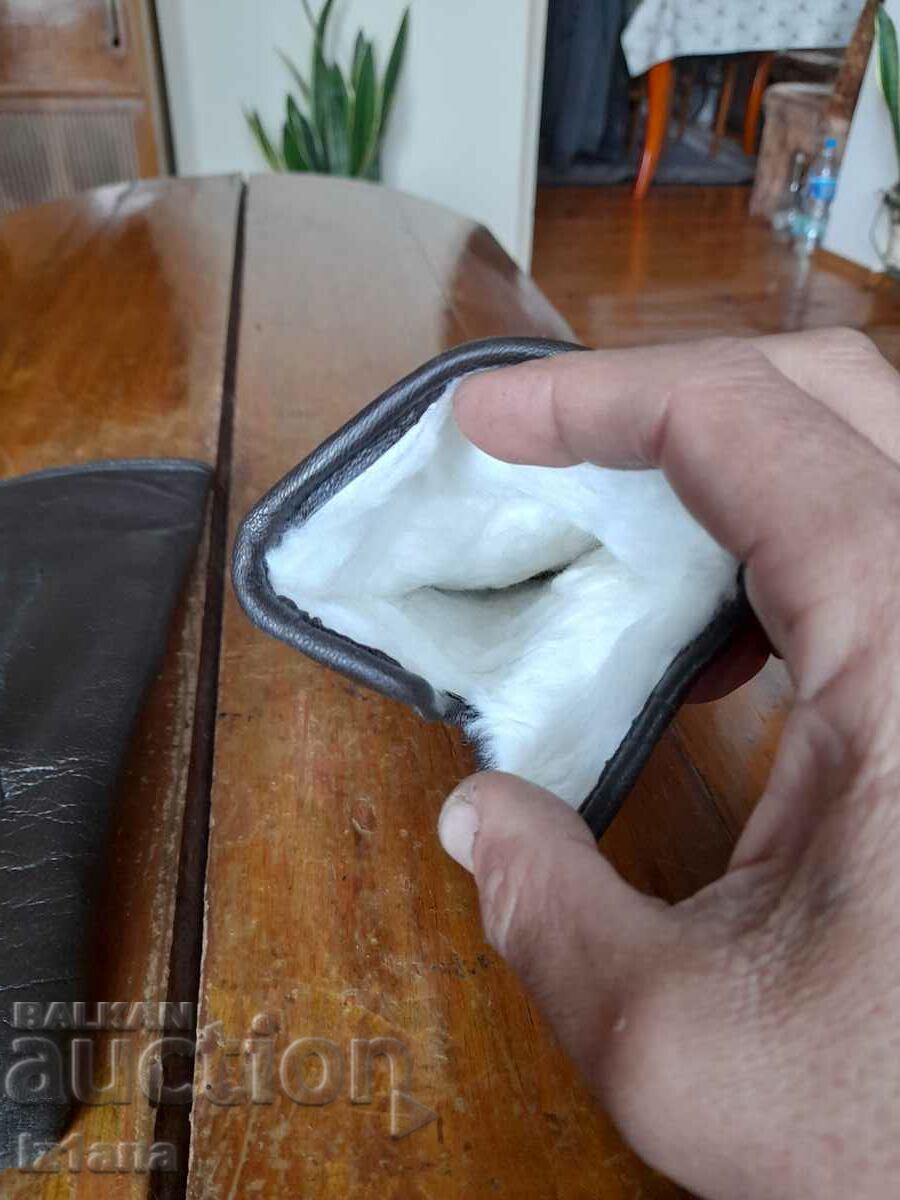 Auction Old Men's Winter Gloves Auction Old Men's Winter Gloves