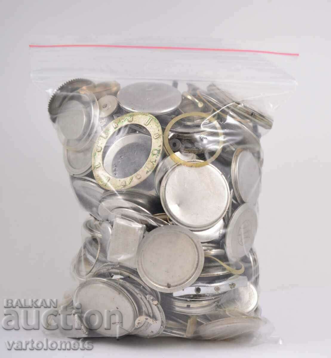 Παράδοση Πολλά ανταλλακτικά ρολογιών Παράδοση Πολλά ανταλλακτικά ρολογιών