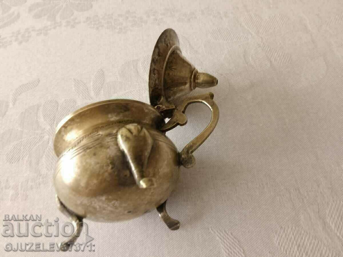 Auction Old Engraved Silver Plated Spice Jar Auction Old Engraved Silver Plated Spice Jar