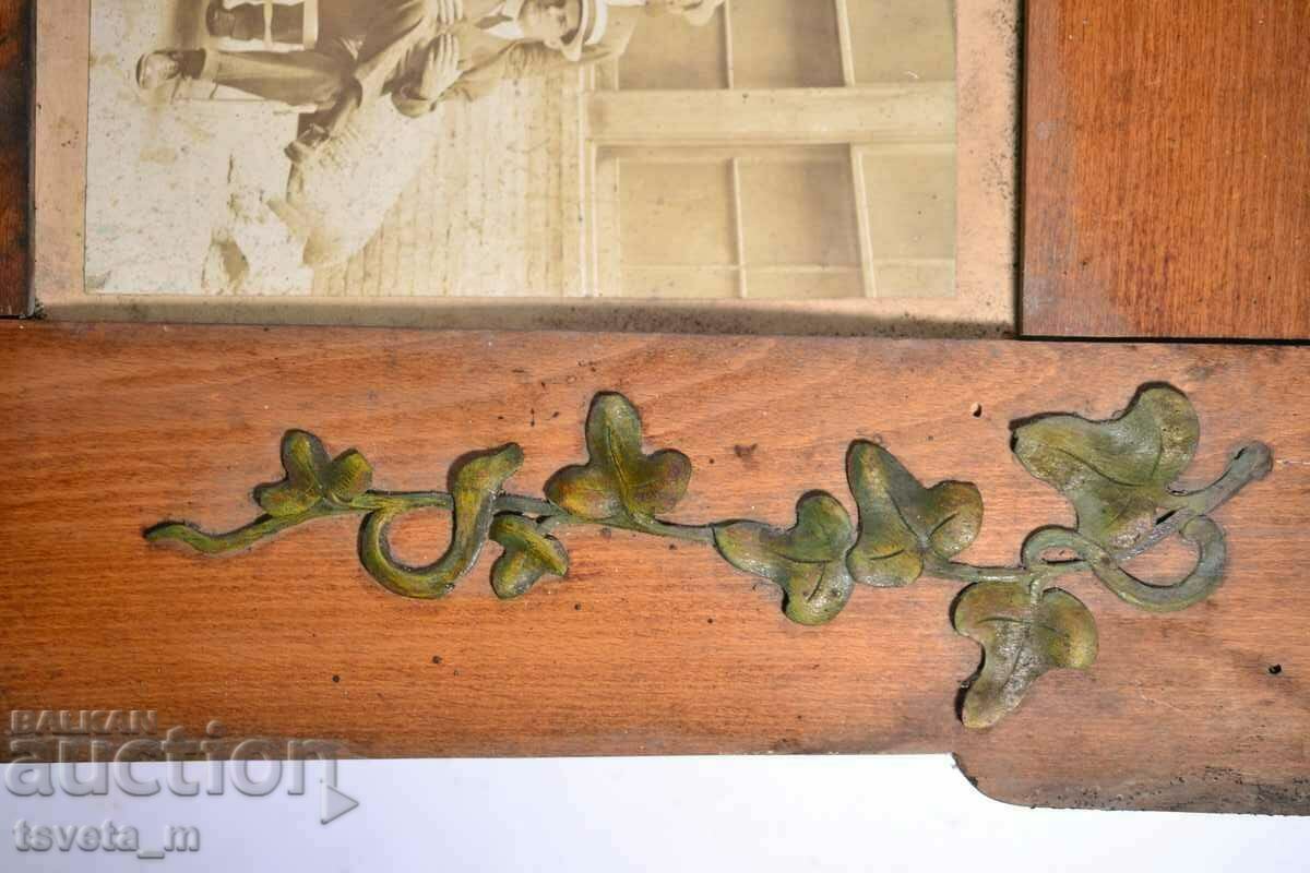 Delivery of Vintage photo, frame with wood carving, Principality of Bulgaria Delivery of Vintage photo, frame with wood carving, Principality of Bulgaria