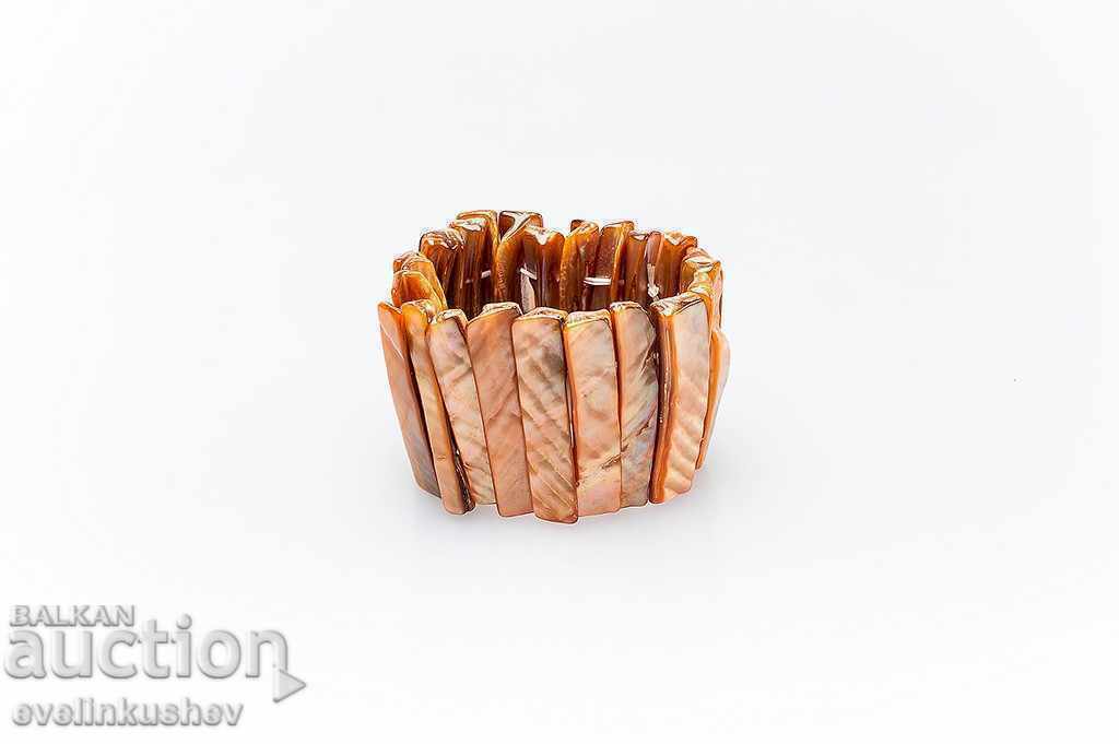 Delivery of Women's Copper Brown Mother of Pearl Bracelet Delivery of Women's Copper Brown Mother of Pearl Bracelet