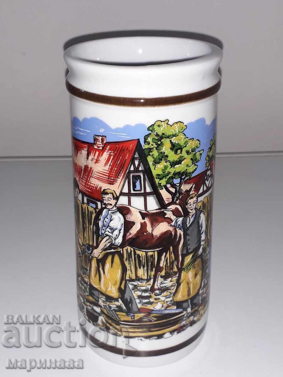 Auction  LARGE BEAUTIFUL MUG. PORCELAIN