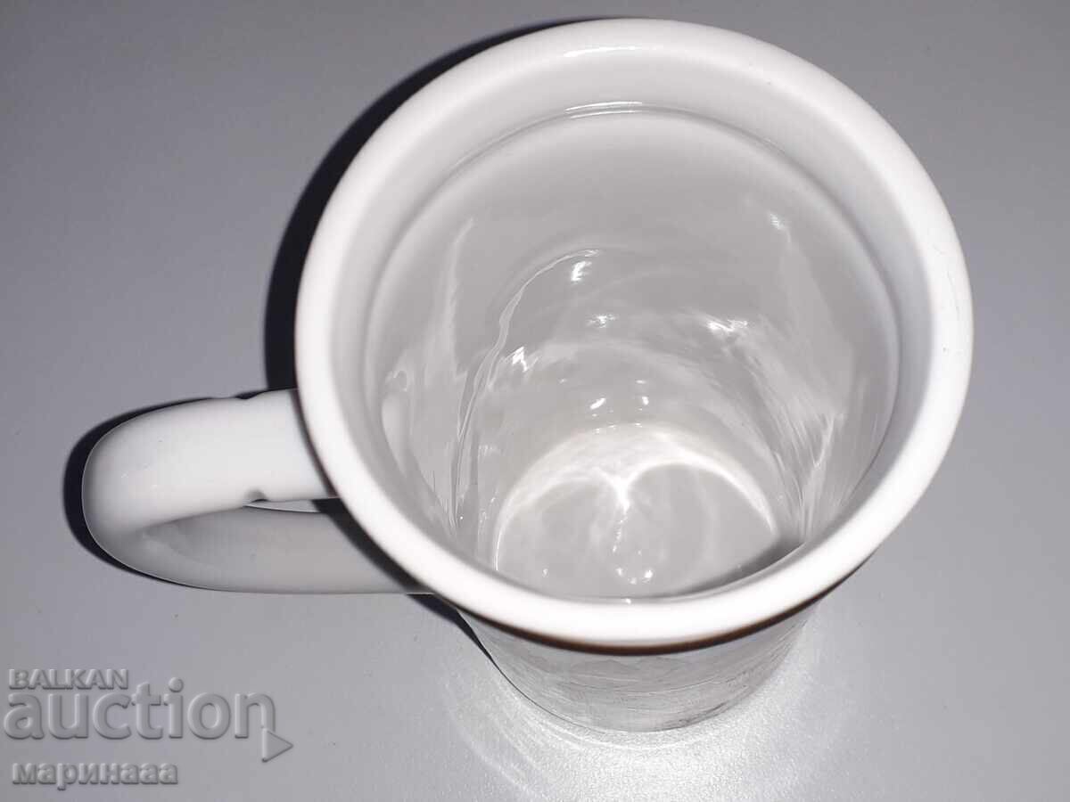 LARGE BEAUTIFUL MUG. PORCELAIN - 5