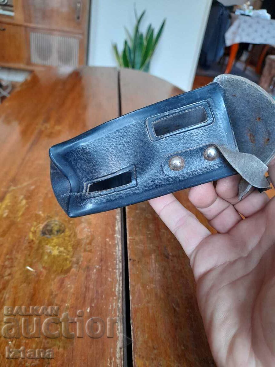 Δημοπρασία Θήκη για ραδιόφωνο, ραδιοφωνικός δέκτης Δημοπρασία Θήκη για ραδιόφωνο, ραδιοφωνικός δέκτης