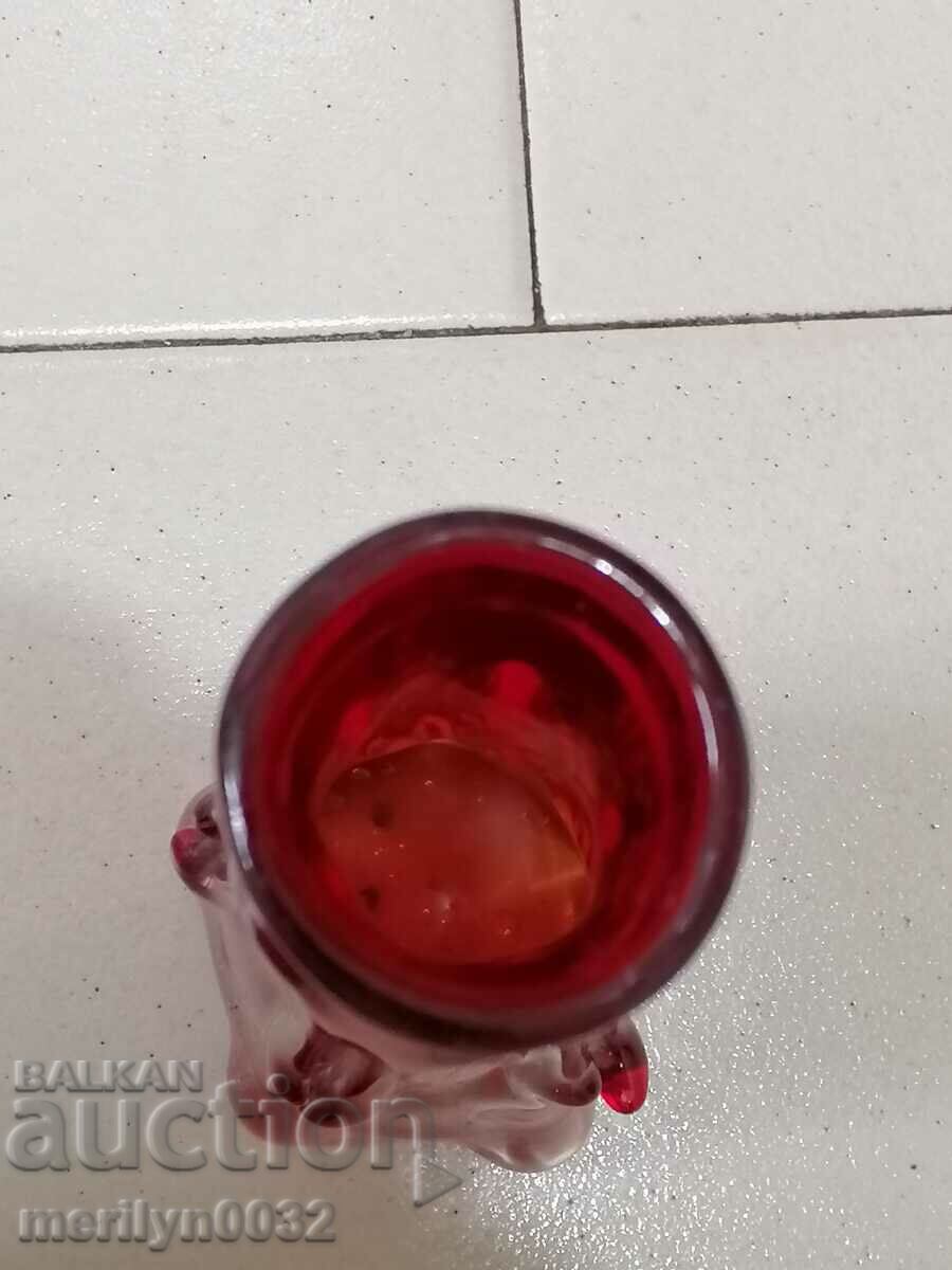 Delivery of Old red blown glass vase Delivery of Old red blown glass vase