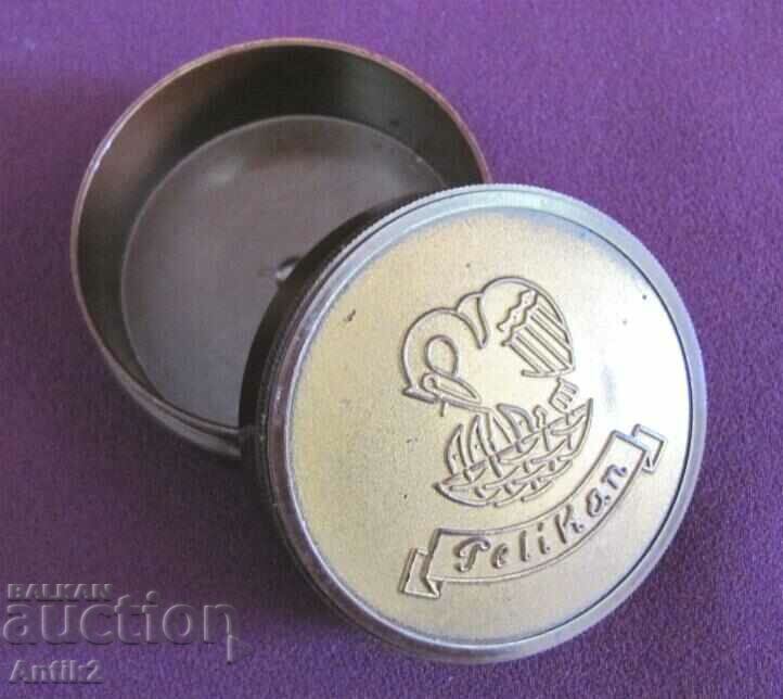 Auction  Vintich Bakelite Box - Pelikan