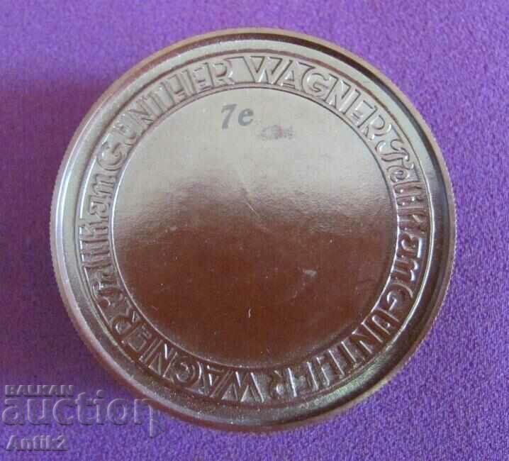 Vintich Bakelite Box - Pelikan - 6