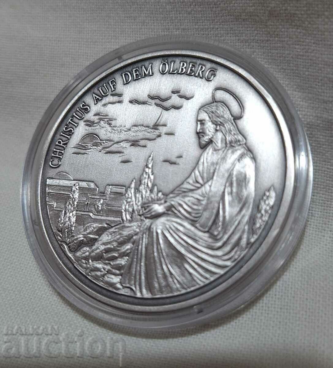 Silver plaque 999--History of Christianity, in capsule Silver plaque 999--History of Christianity, in capsule