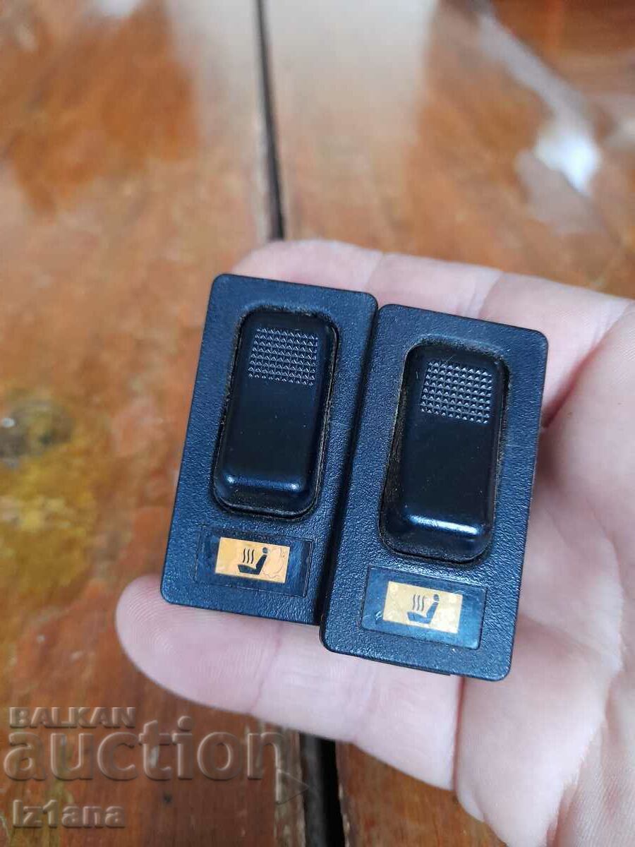 Butoane vechi de încălzire a scaunelor cu preț 16.00 BGN | € 8.18 Butoane vechi de încălzire a scaunelor cu preț 16.00 BGN | € 8.18