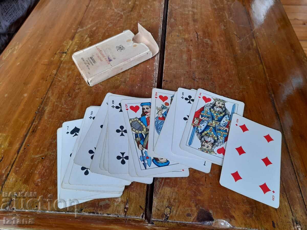 Auction Old playing cards Auction Old playing cards