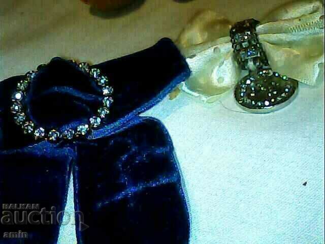 Auction Lot of 10 used brooches Auction Lot of 10 used brooches