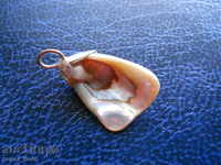 locket - pendant - mother of pearl