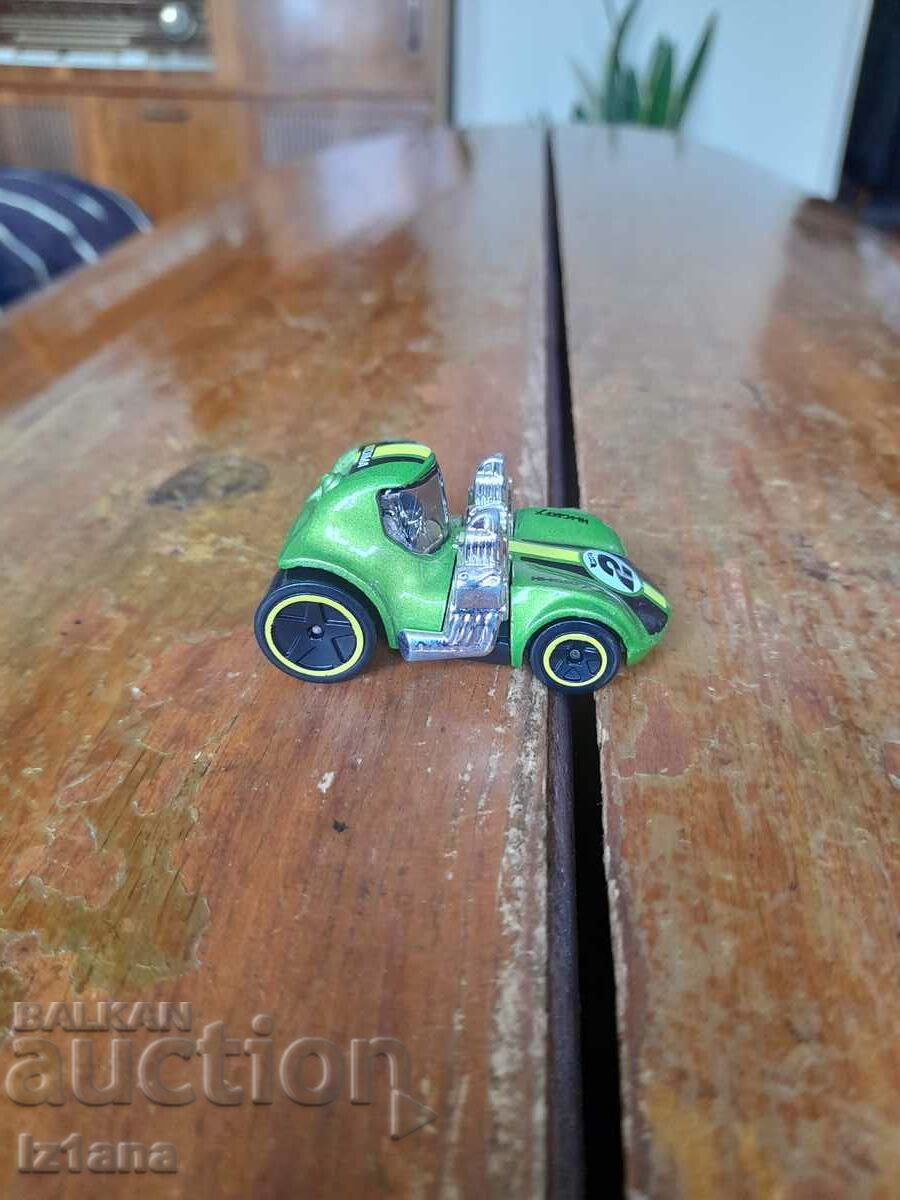 Auction  Old car, stroller