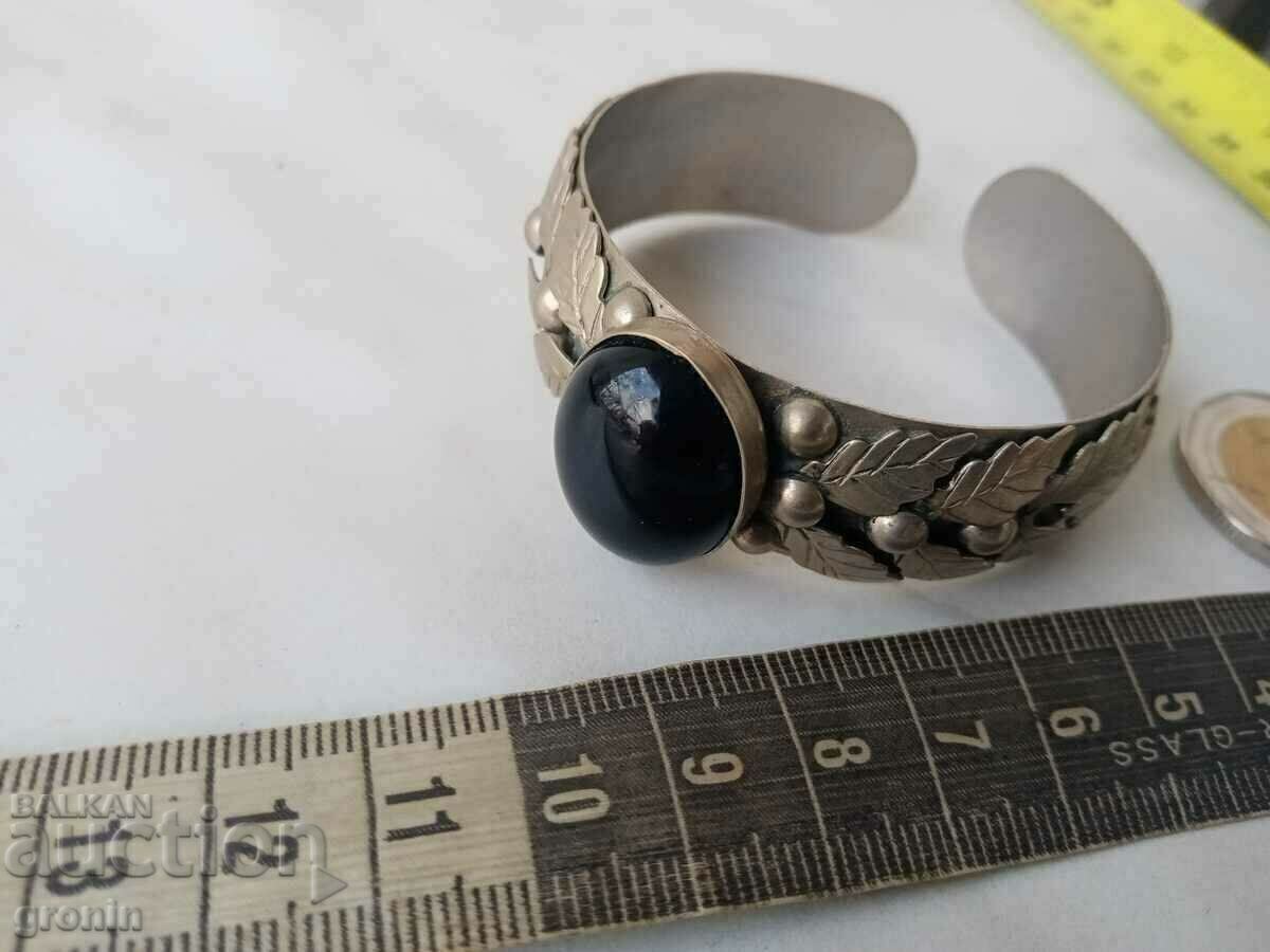 Παράδοση Ethnic ρυθμιζόμενο βραχιόλι, φλοράλ μοτίβα Παράδοση Ethnic ρυθμιζόμενο βραχιόλι, φλοράλ μοτίβα