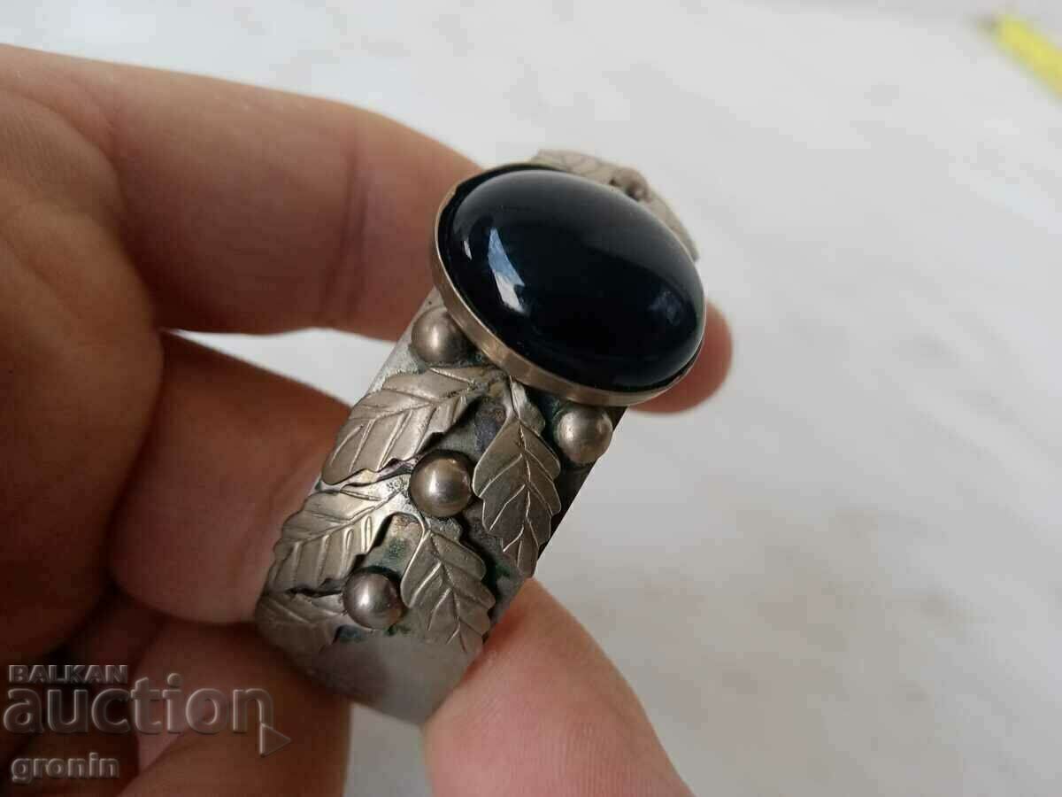 Ethnic ρυθμιζόμενο βραχιόλι, φλοράλ μοτίβα Ethnic ρυθμιζόμενο βραχιόλι, φλοράλ μοτίβα