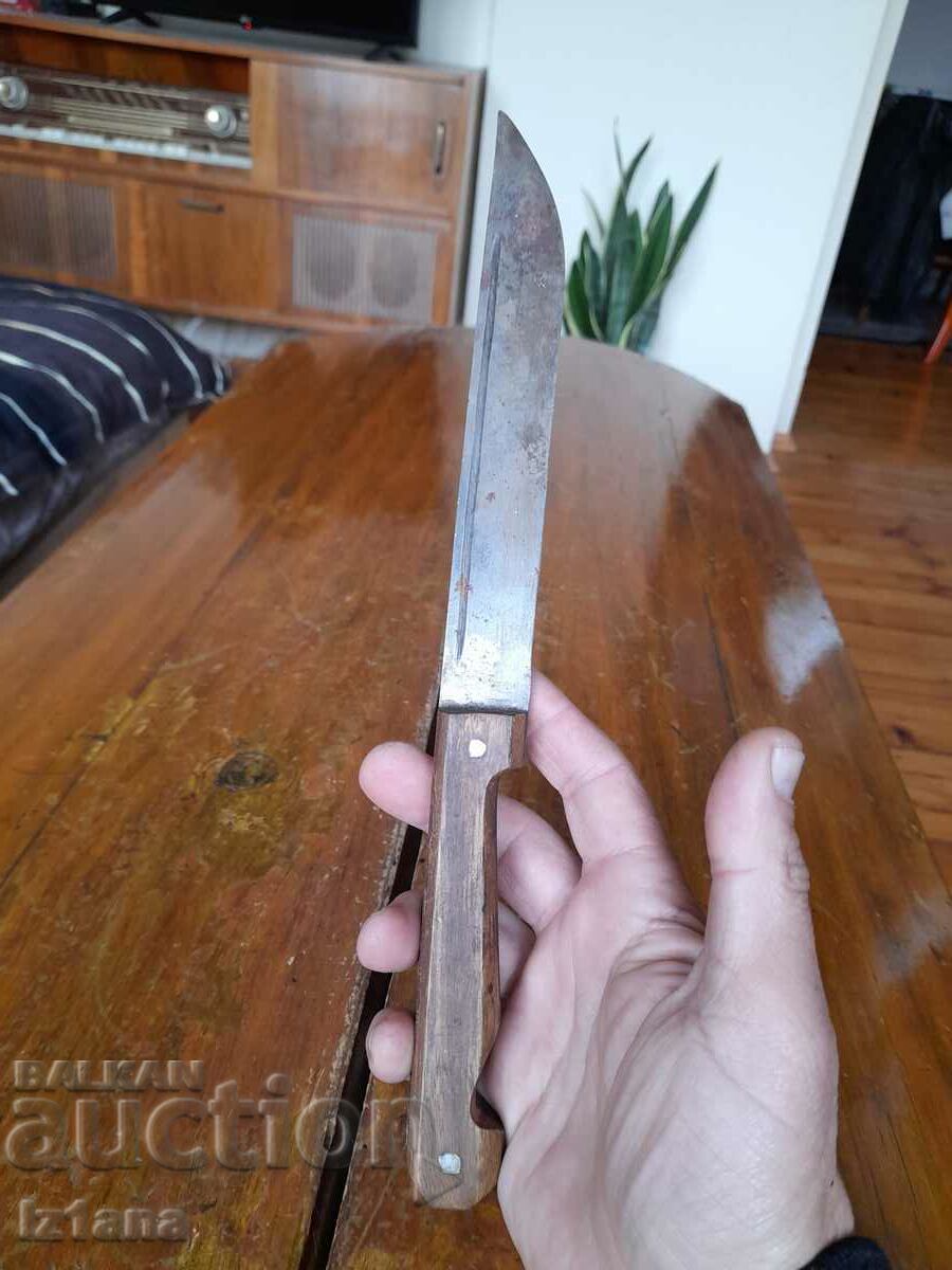 Delivery of An old knife Delivery of An old knife