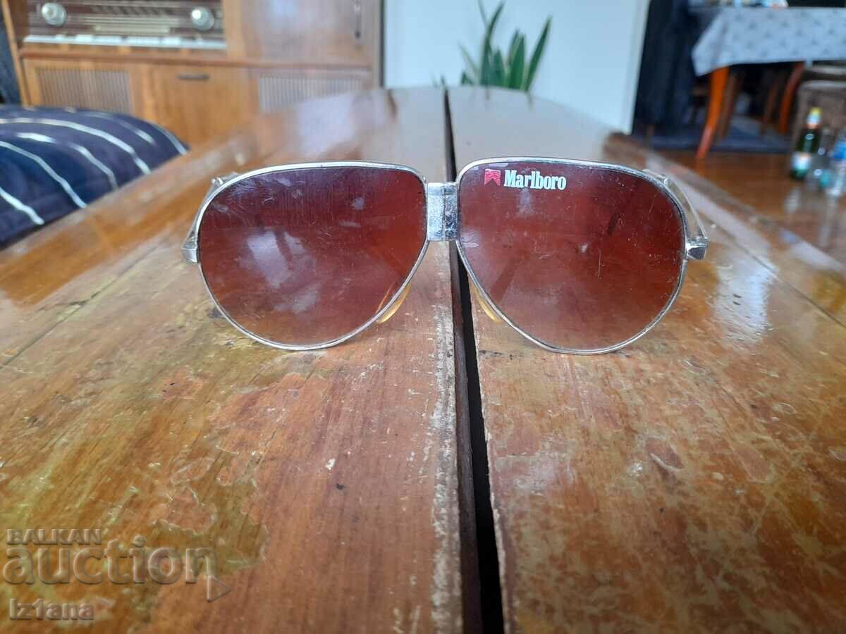 Old Marlboro glasses with price 75.00 BGN | € 38.35 Old Marlboro glasses with price 75.00 BGN | € 38.35