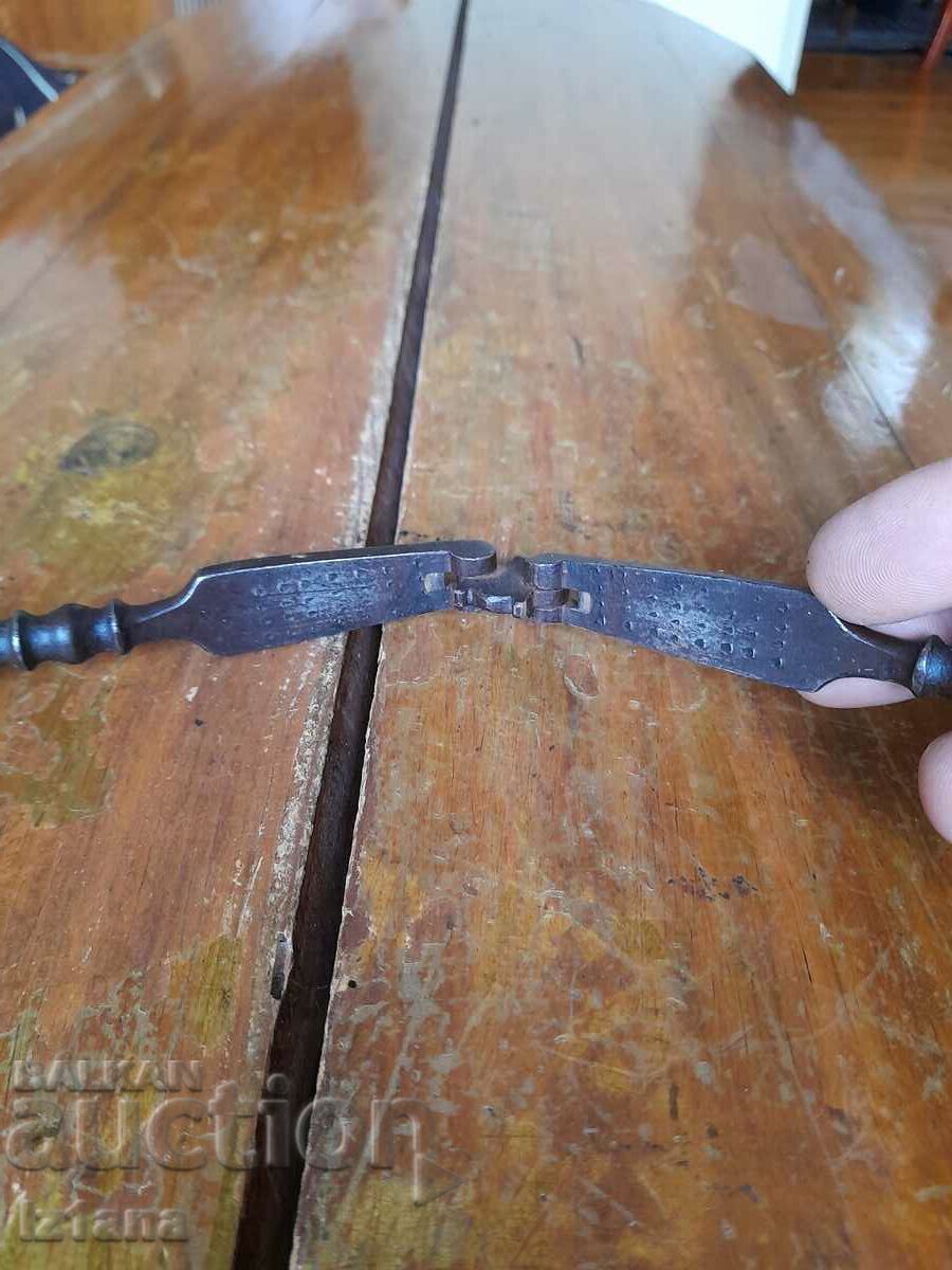 Delivery of Old nutcracker Delivery of Old nutcracker