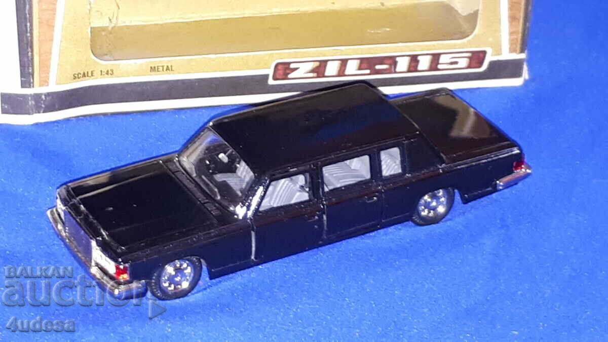 Παλιό ρωσικό μεταλλικό αυτοκίνητο ZIL 115 1:43 Κατασκευασμένο στην ΕΣΣΔ
