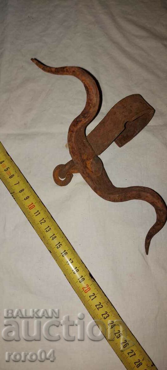 HOOK - WROUGHT IRON - 5