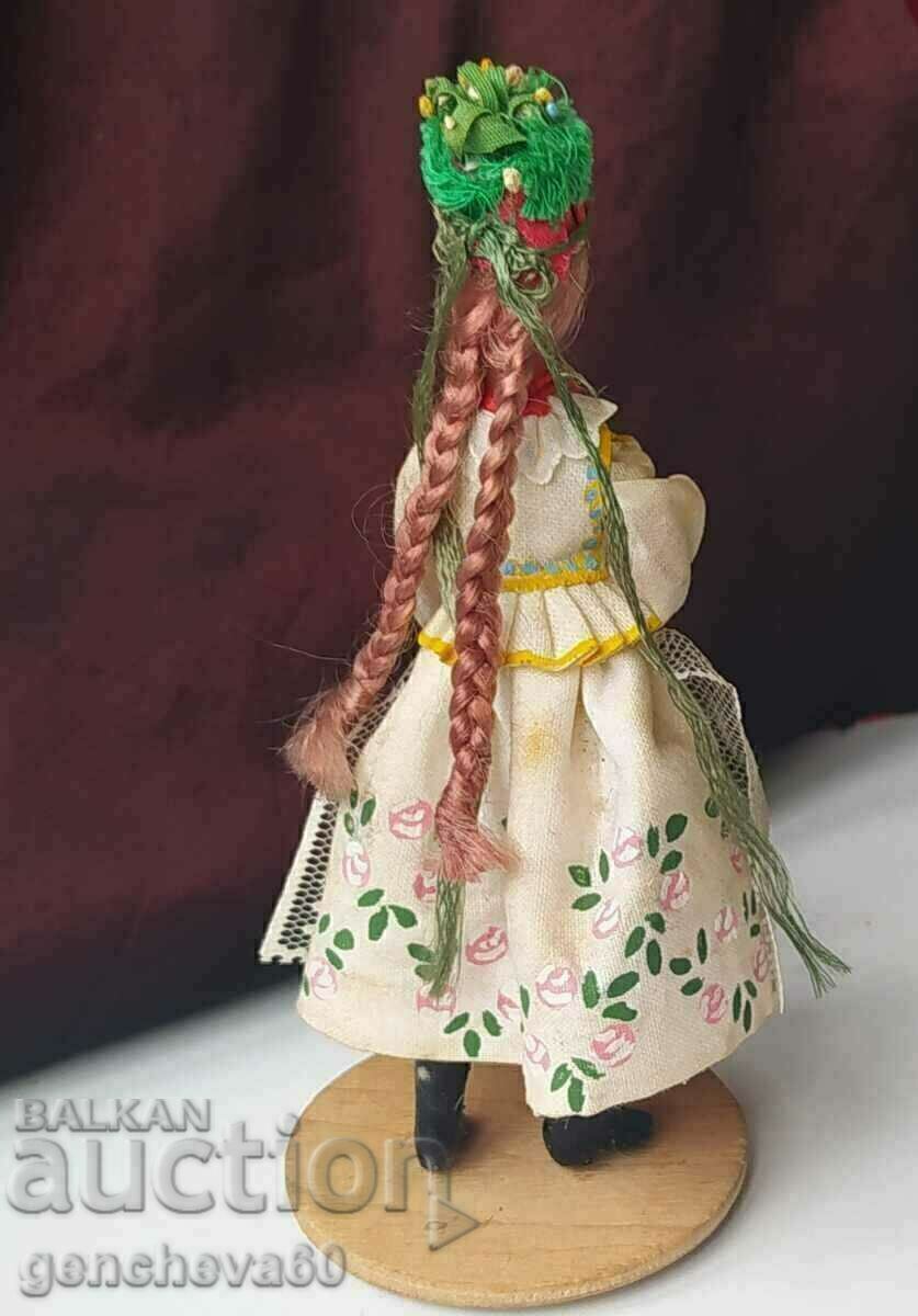Retro Polish doll in folk costume - 5