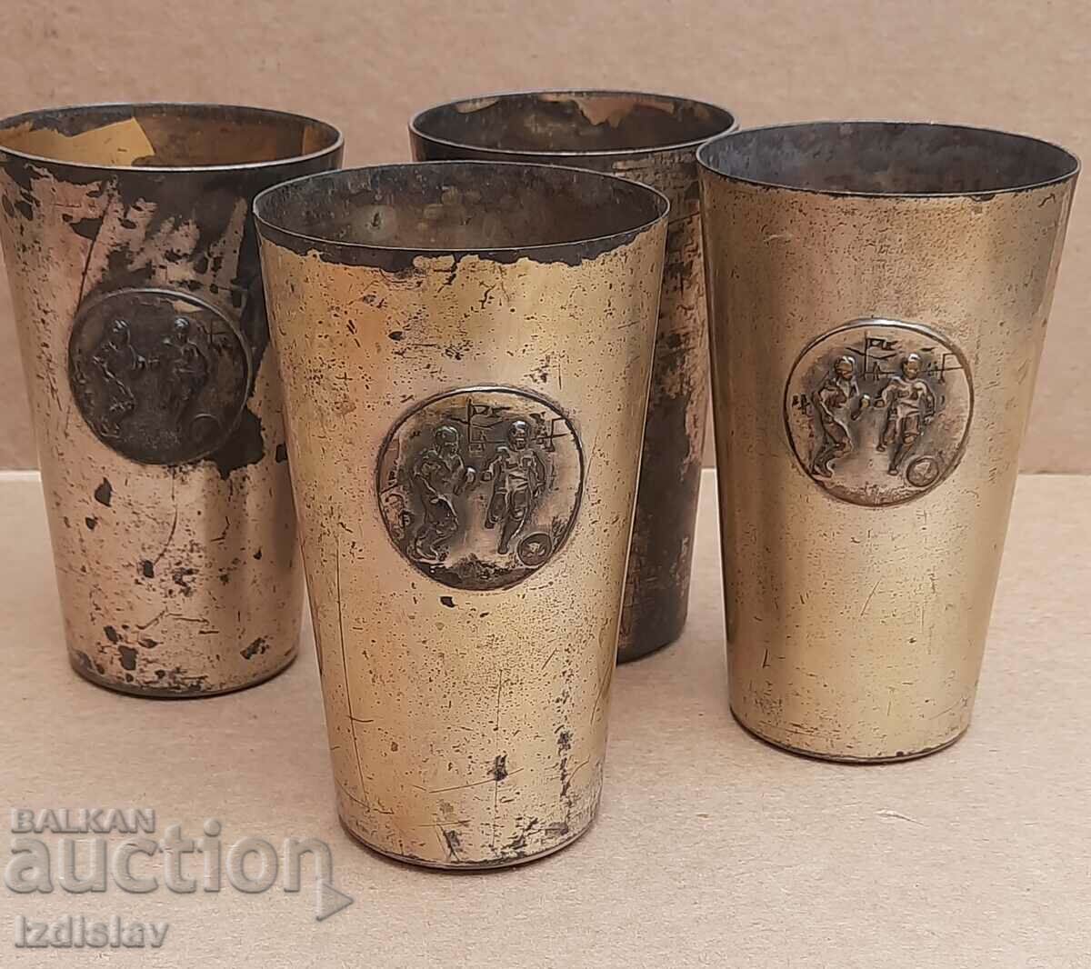 4 pieces of silver-plated cups with football players "Gonzo" style with price 25.00 BGN | € 12.78 4 pieces of silver-plated cups with football players "Gonzo" style with price 25.00 BGN | € 12.78