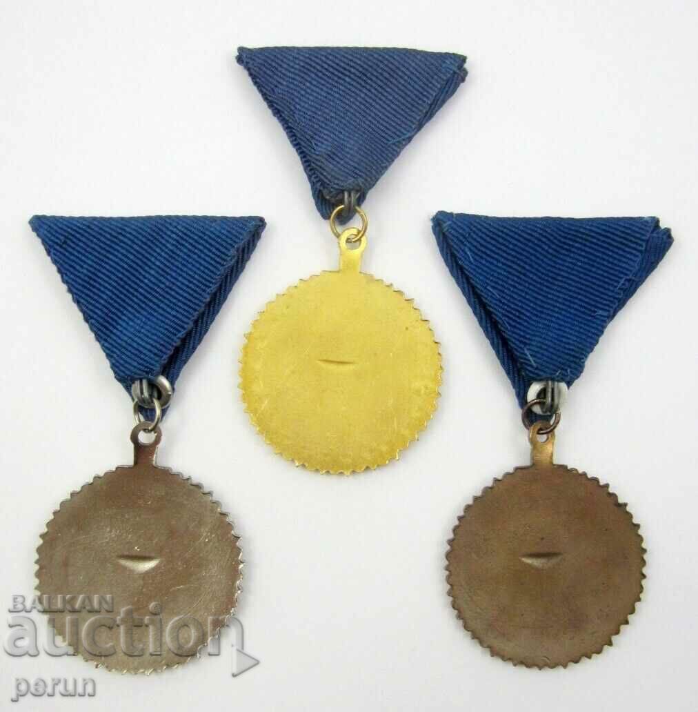 Auction Honorary Blood Donor of the Hungarian Red Cross-Award medal Auction Honorary Blood Donor of the Hungarian Red Cross-Award medal