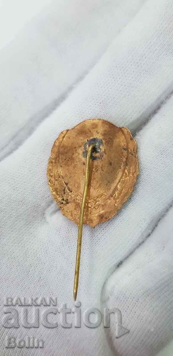 Delivery of Rare Collector's Badge Horse Racing - 1950's - 1960's Delivery of Rare Collector's Badge Horse Racing - 1950's - 1960's