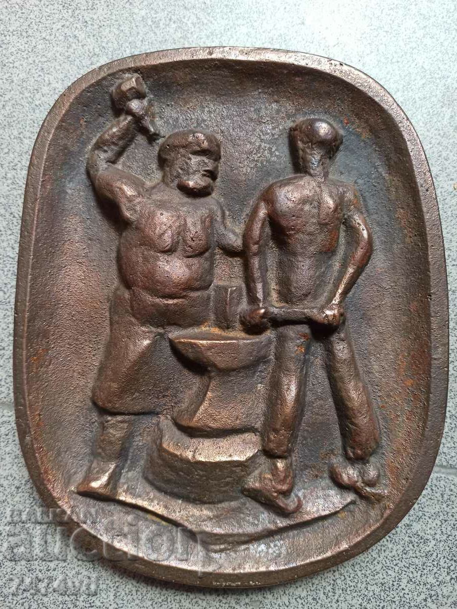 Масивно бронзово пано-Ковачи-на скулптора Алън Ебелинг