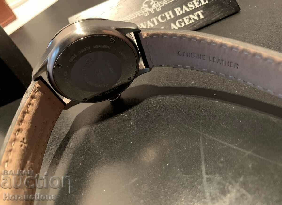 Auction ZENO-WATCH BASEL Quartz Precision Navigator White 44mm 5ATM Auction ZENO-WATCH BASEL Quartz Precision Navigator White 44mm 5ATM