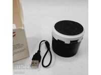 Small portable Bluetooth speaker (8.1)
