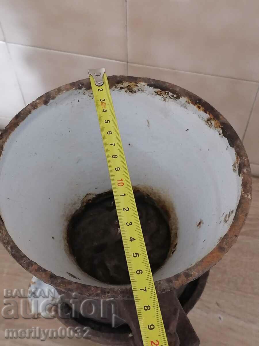 Auction Old professional coffee pepper spice grinder Auction Old professional coffee pepper spice grinder