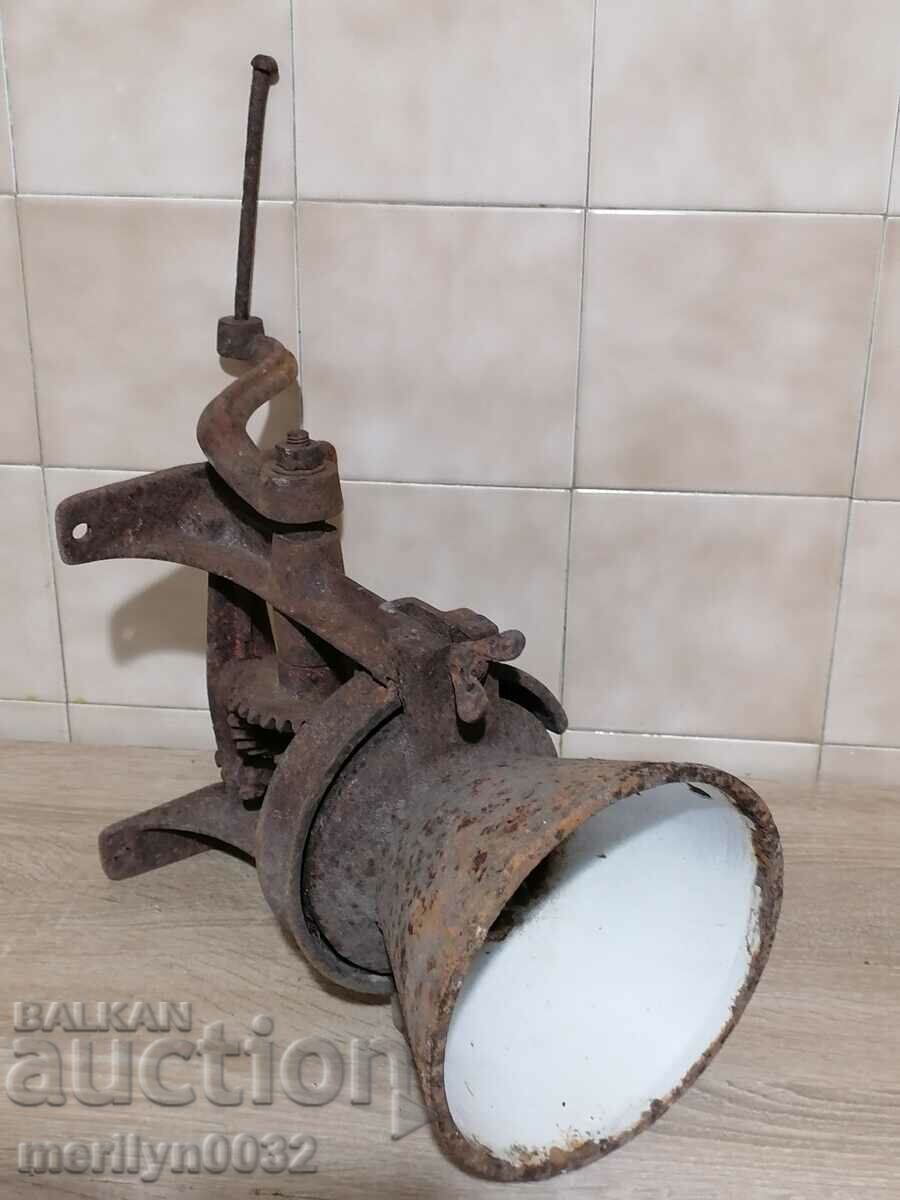 Old professional coffee pepper spice grinder - 7 Old professional coffee pepper spice grinder - 7