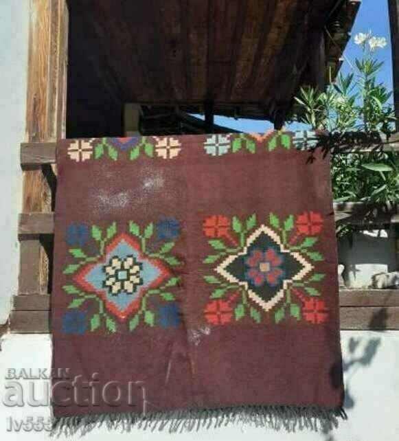 FOR SALE AUTHENTIC LARGE WOVEN WOOL CARLOS RUG/ROSES