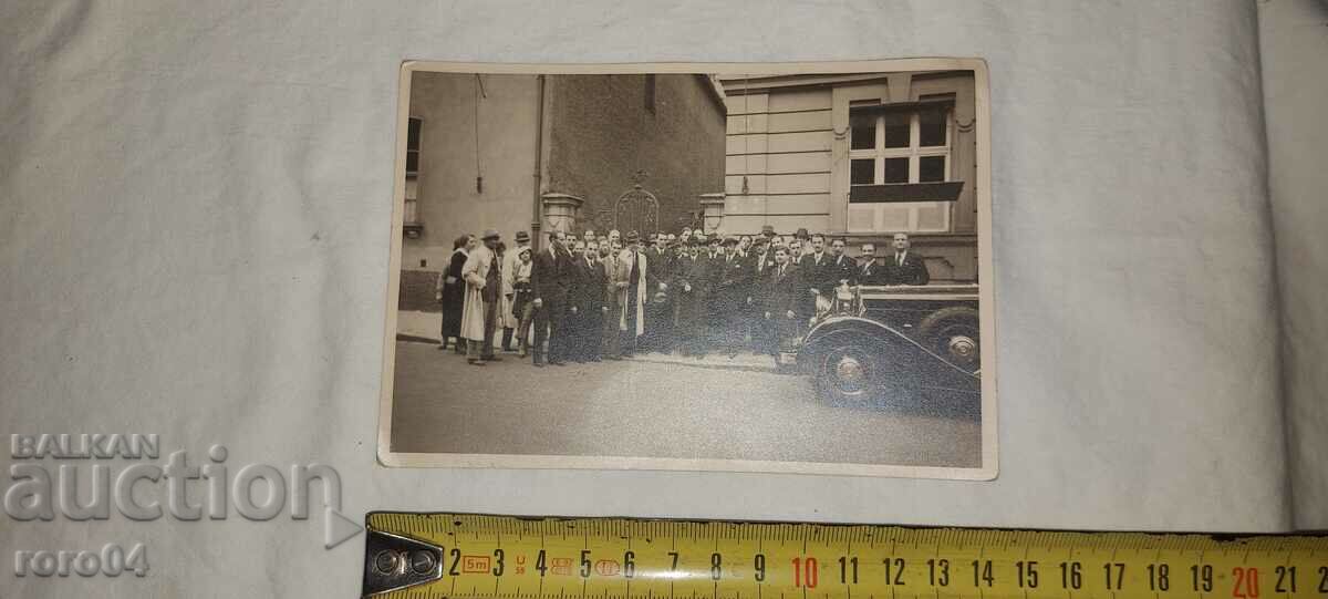 Auction RETRO CARS - PEOPLE - MUNICH Auction RETRO CARS - PEOPLE - MUNICH