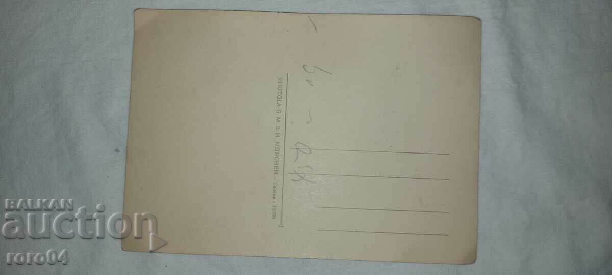 RETRO CARS - PEOPLE - MUNICH - 5 RETRO CARS - PEOPLE - MUNICH - 5