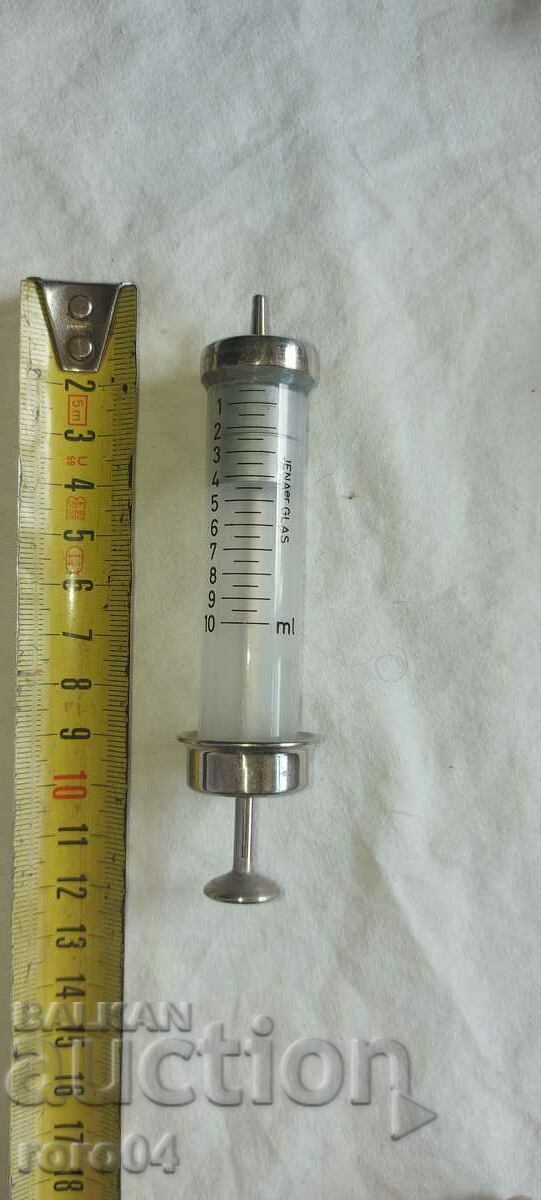 Delivery of SYRINGE - 100 c. Delivery of SYRINGE - 100 c.