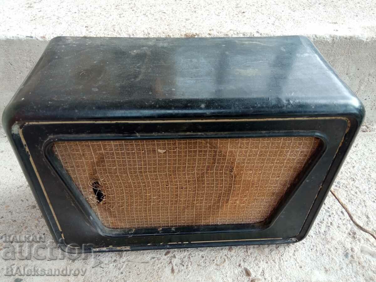 Old bakelite radio dot with price 28.00 BGN | € 14.32