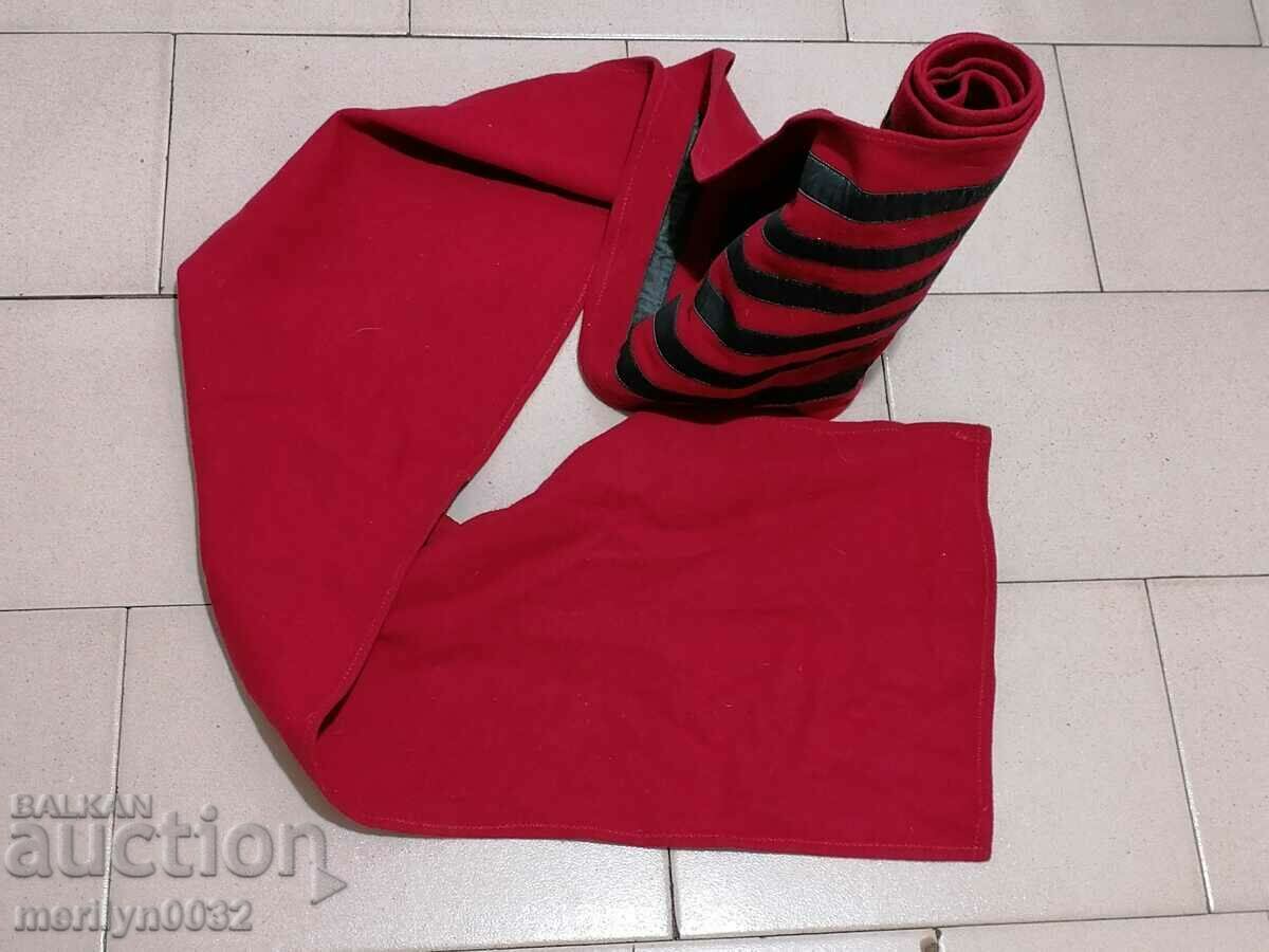 Χειροποίητη μάλλινη ζώνη με τιμή 57.00 BGN | € 29.14