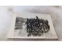 Снимка Оряхово Ученици от VIII клас на скала над града 1934