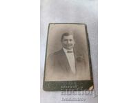 Photo Man with Mustache Carton 1919