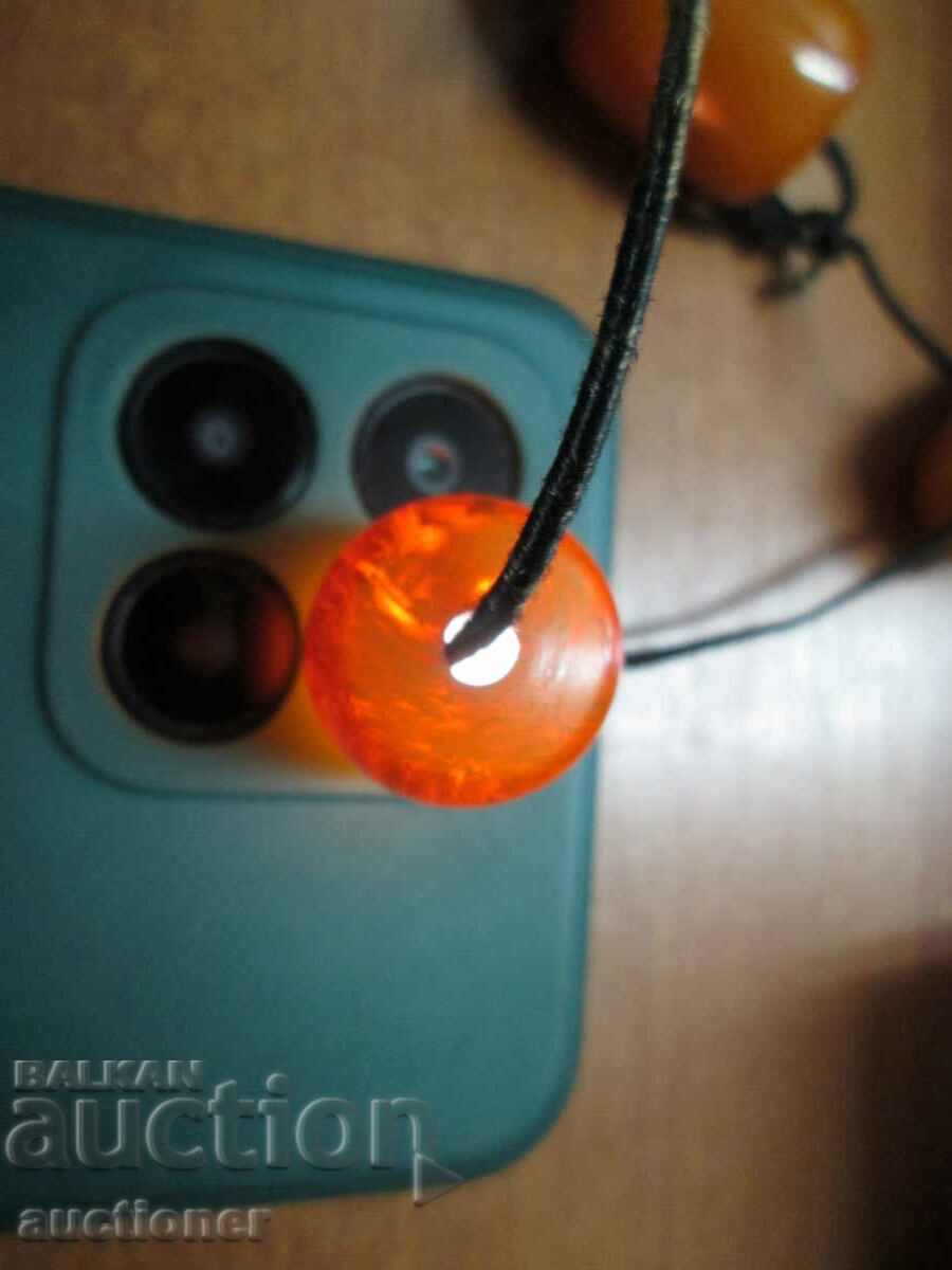 Delivery of OLD YELLOW AMBER ROSARY Delivery of OLD YELLOW AMBER ROSARY