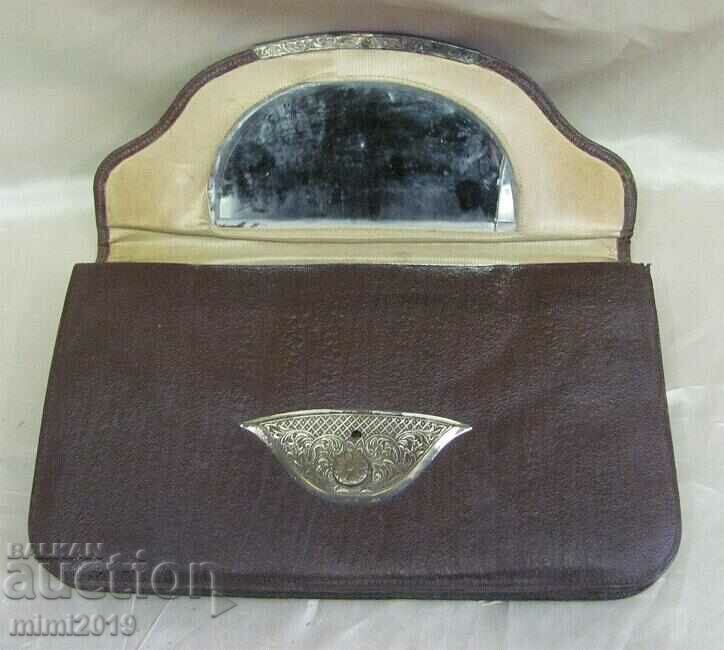 Licitație clutch de damă anilor 30