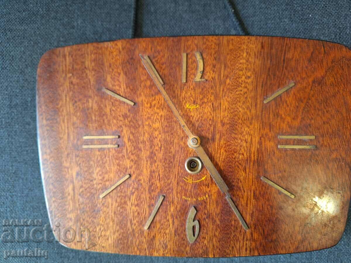 USSR LIGHTHOUSE CLOCK with price 20.00 BGN | € 10.23 USSR LIGHTHOUSE CLOCK with price 20.00 BGN | € 10.23