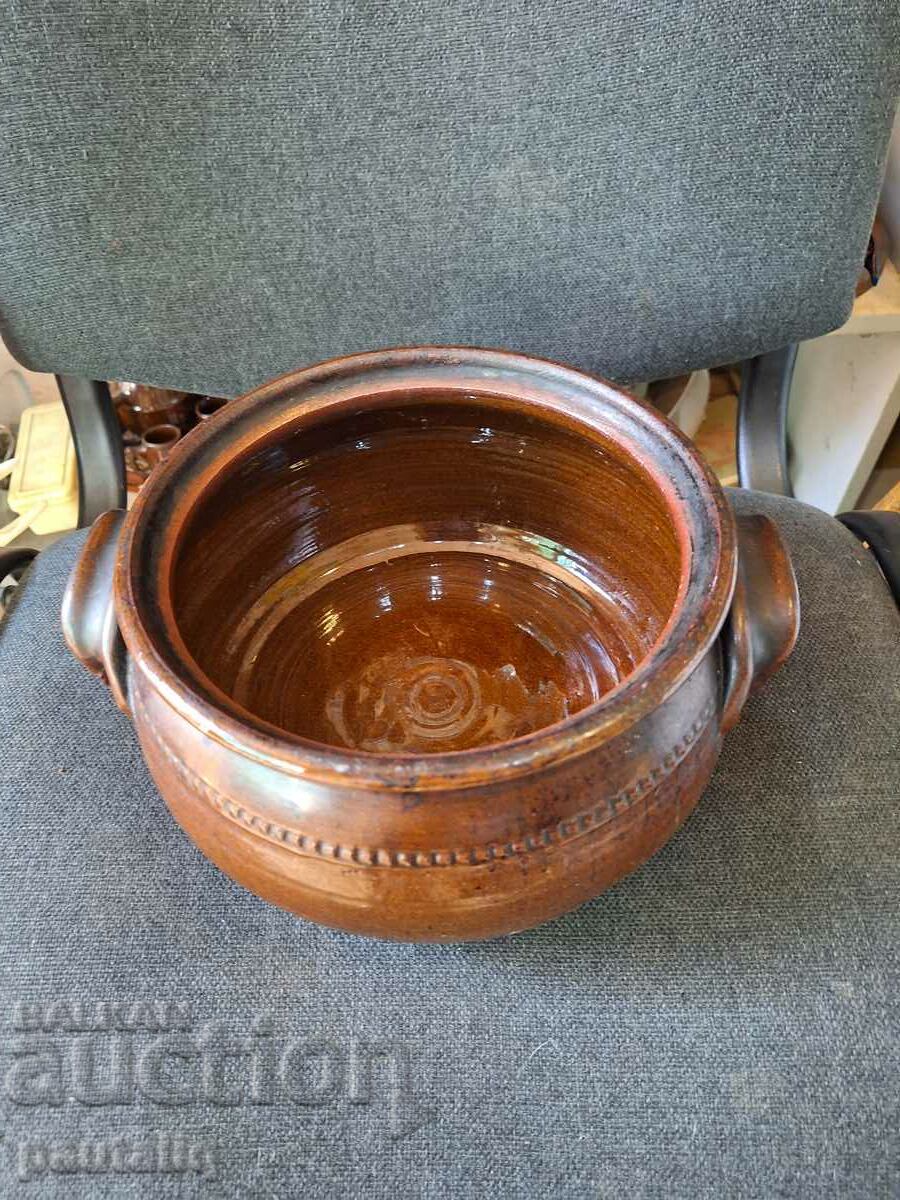OLD CUTTER POT CERAMIC with price 5.00 BGN | € 2.56 OLD CUTTER POT CERAMIC with price 5.00 BGN | € 2.56