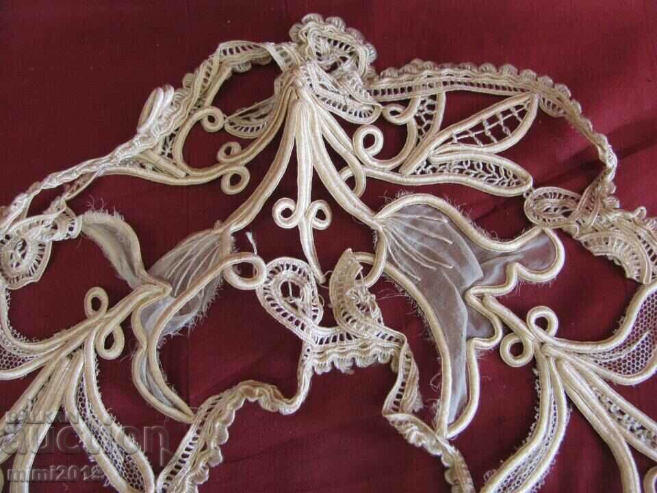 Auction  30 Hand Knitted Dress and Purse Collars